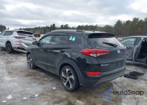 2016 Hyundai Tucson Sport z USA, uszkodzony, nr VIN KM8J3CA2XGU165193